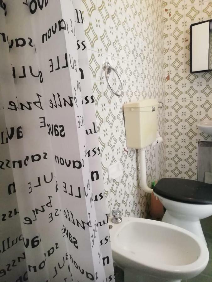 Albergo Delfino San Pietro d'Olba エクステリア 写真
